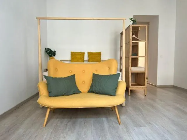 Servus Homes - Metro Stadthalle - Calling Apartment Vienna