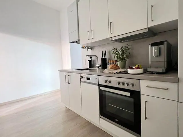 Servus Homes - Metro Stadthalle - Calling Apartment Vienna
