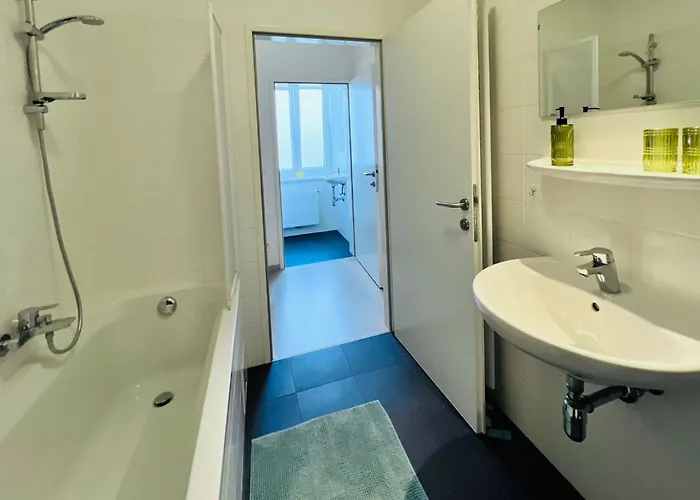 Apartment Servus Homes - Metro Stadthalle - Calling *