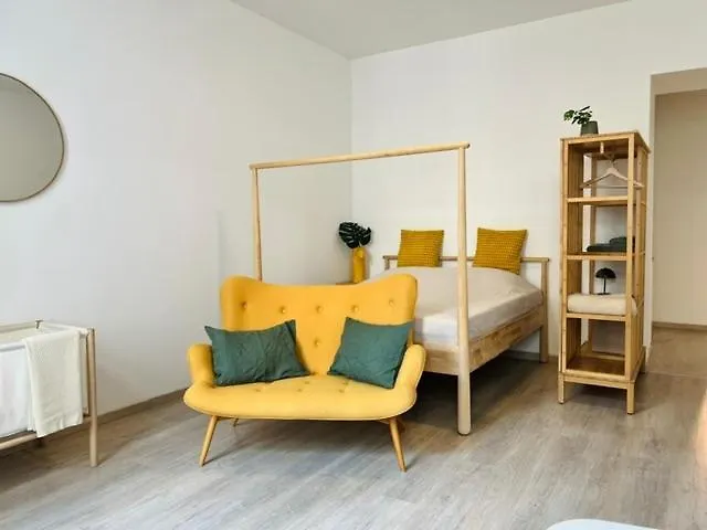 Apartment Servus Homes - Metro Stadthalle - Calling *