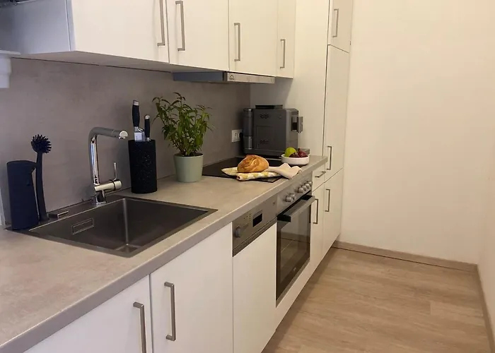 Servus Homes - Metro Stadthalle - Calling Apartment