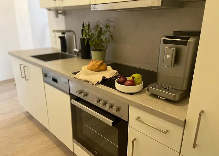 Servus Homes - Metro Stadthalle - Calling Apartment *